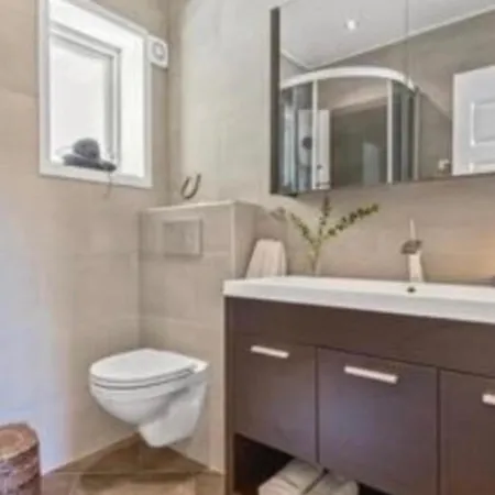 Highly Rated, Super Spacious In City Center Apartman Tønsberg